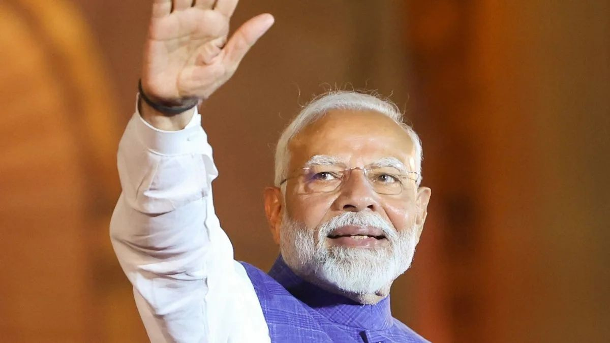 Modi to Lead Yoga Day Celebrations from Kolkata Amid Political Significance