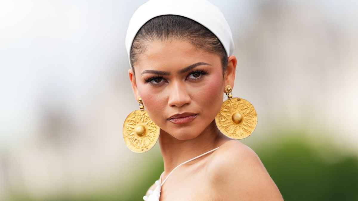 When Couture Meets Antiquity: The Controversy Over Zendaya's Ancient Iranian Earrings