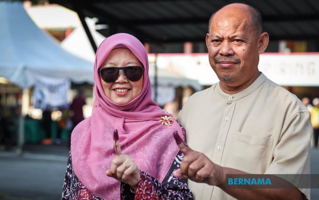 Johor State Election: Party Chiefs Vote Early Ahead of Midday Downpours