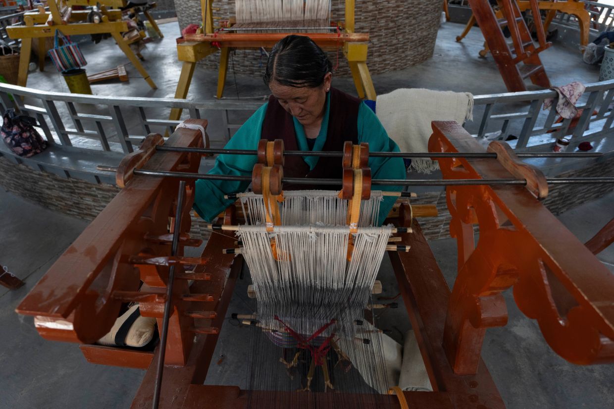 Tibetan Weaving Cooperative Sustains Ancient Craft and Livelihoods