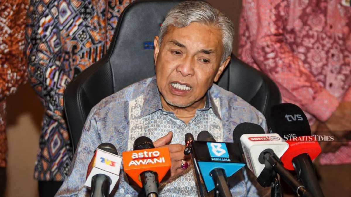 Zahid Demands Formal Framework for Any PN-BN Coalition Discussions
