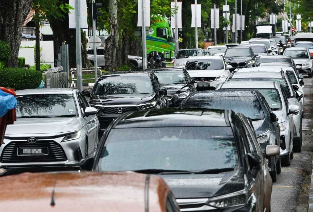 Selangor Parking Cyberattack Demands Full Public Accountability, Says Petaling Jaya MP