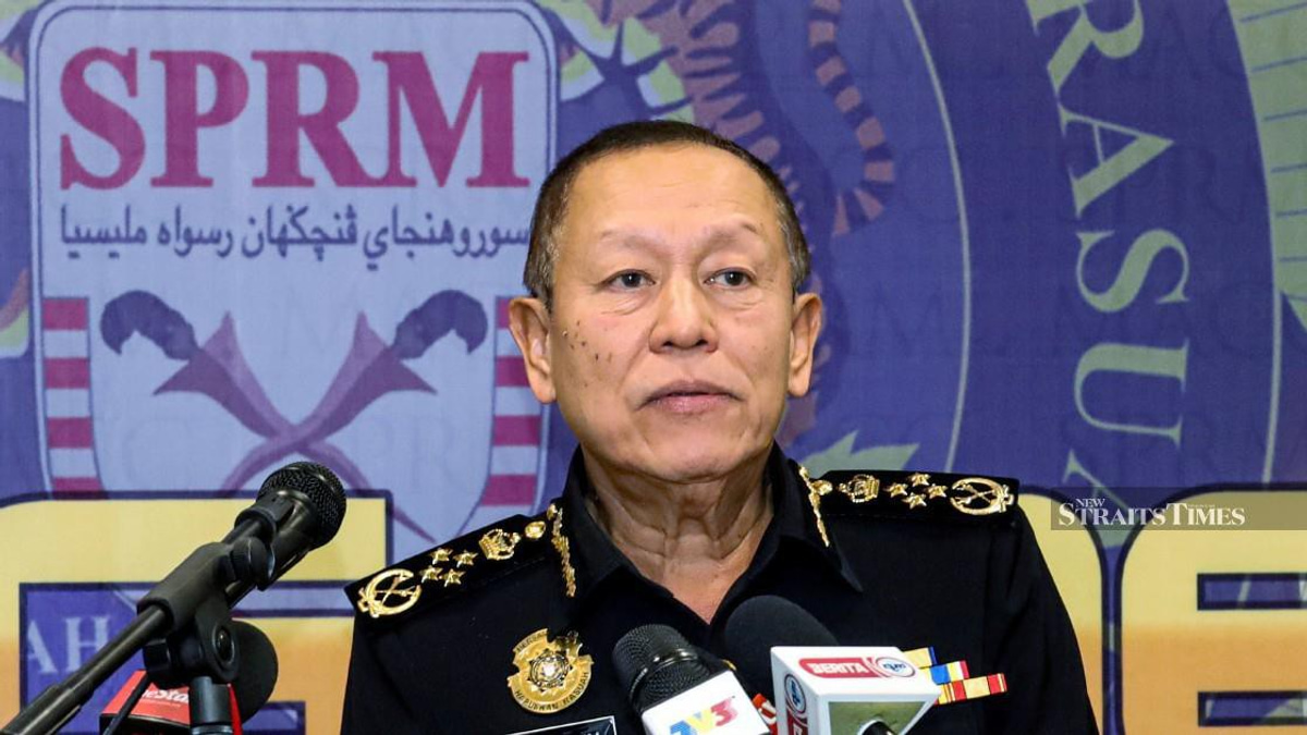 Ex-CFO Faces Extended Interrogation Over RM370 Million Plantation Share Purchase