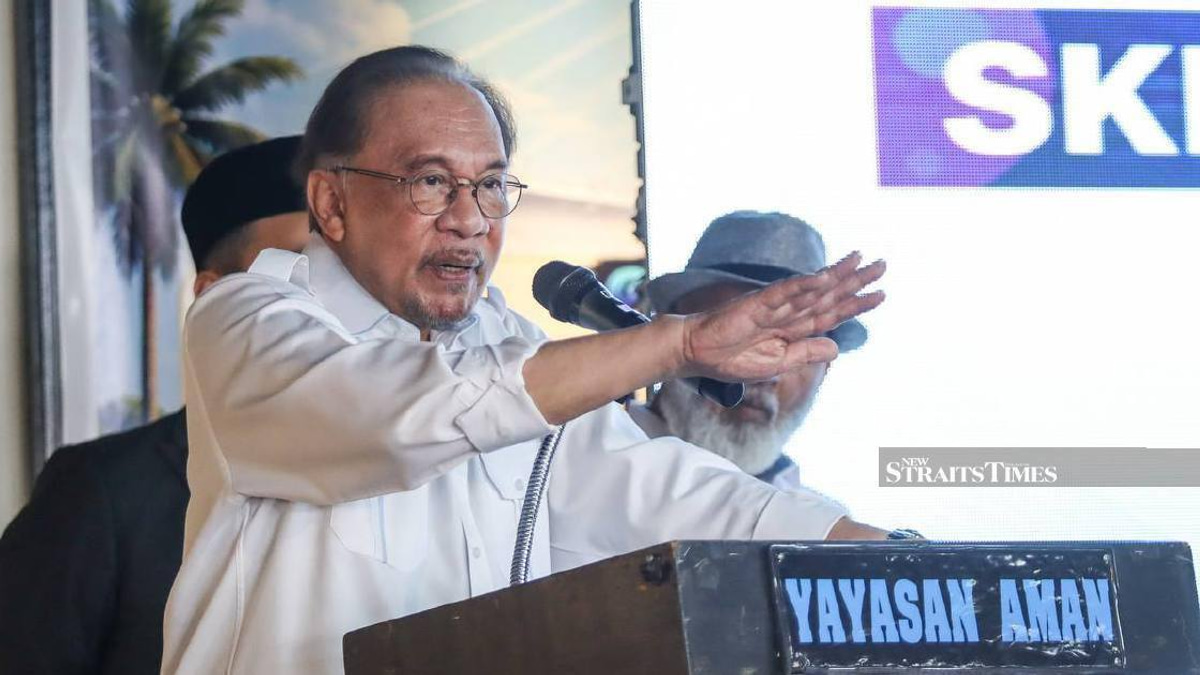 Anwar Expresses Frustration Over Backlash Against Govt's Fiscal Oversight