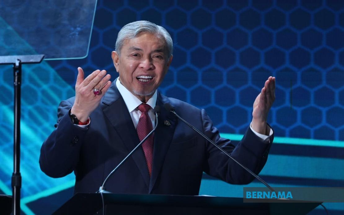 Immigration Department Must Drive Economic Growth Alongside Security, Says DPM Ahmad Zahid