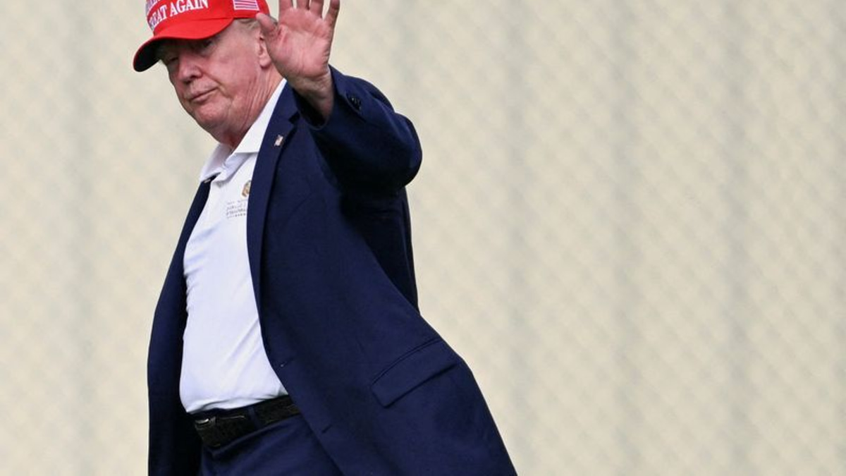Most Americans View Trump's Crypto Profits as Inappropriate, Poll Shows
