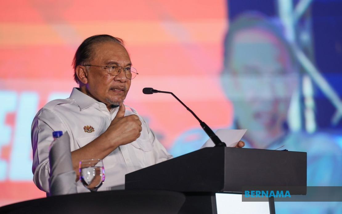 Anwar Calls on FELDA to Strengthen Governance Standards and Learn from Historical Failures