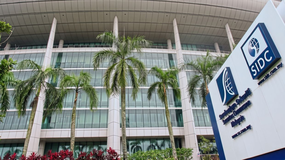 Three brothers charged with unlicensed securities dealing across Malaysian states