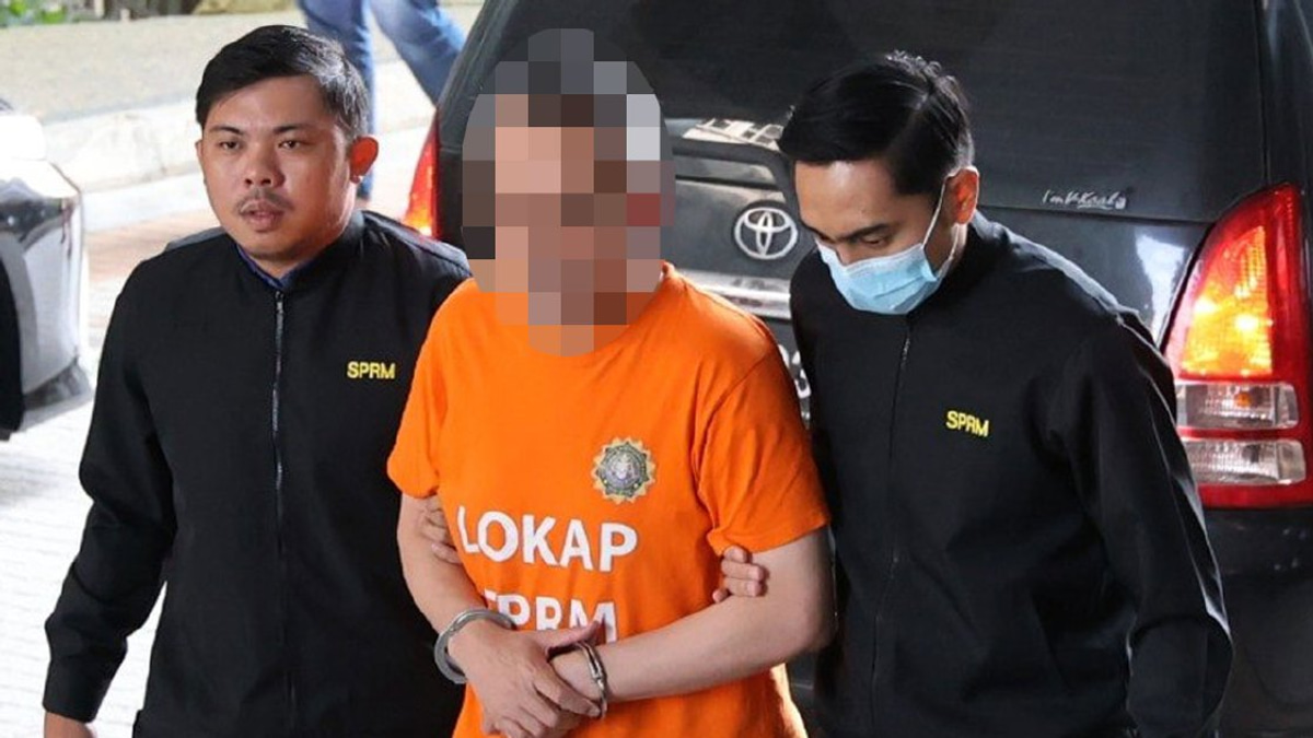 Former Tabung Haji Chief Appears for Remand Hearing at Putrajaya Court