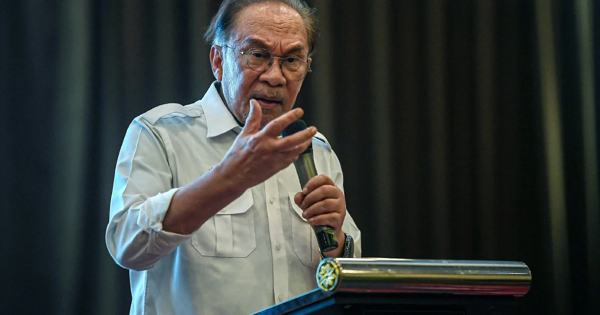 Federal Govt Bears Felda's Heavy RM1 Billion Annual Debt Burden