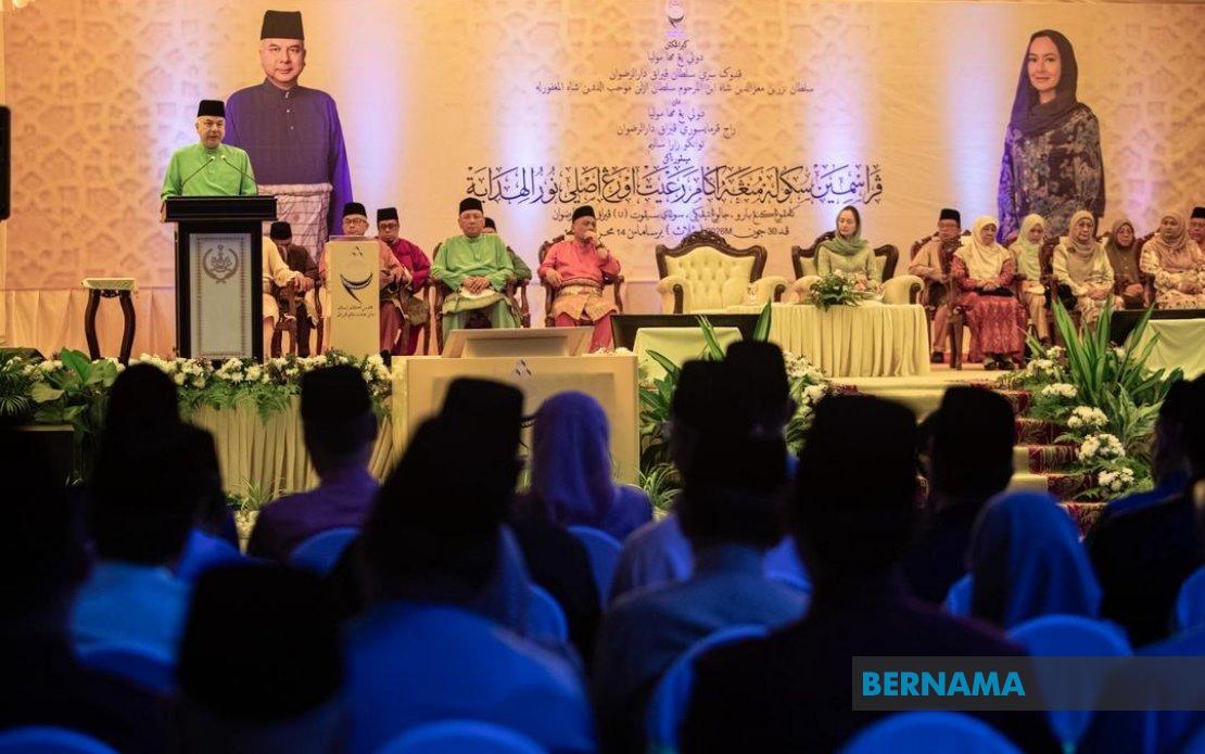Sultan Nazrin Opens First Orang Asli Islamic Secondary School, Stresses Education's Role in Community Empowerment