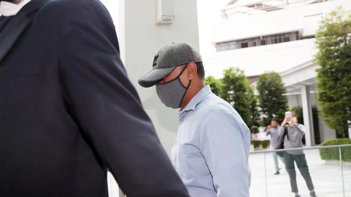 Singapore mosque executive jailed 14 months for graft involving S$223,000 construction contracts
