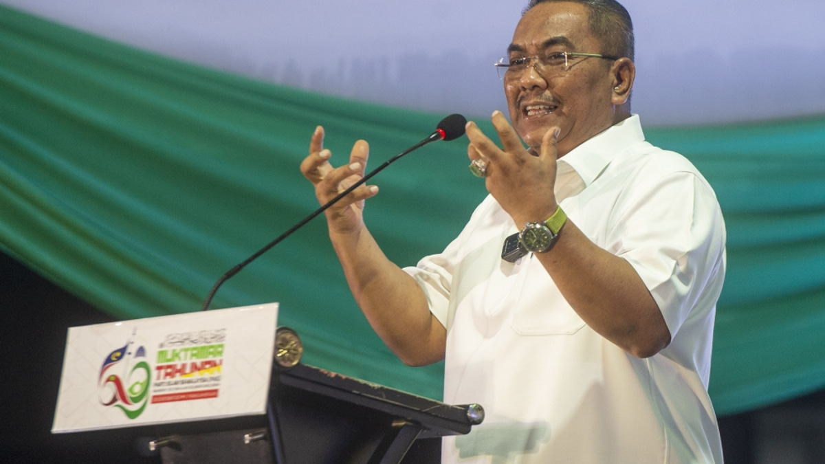 Zahid Advises Sanusi to Concentrate on Kedah Governance Rather Than Negeri Sembilan Politics