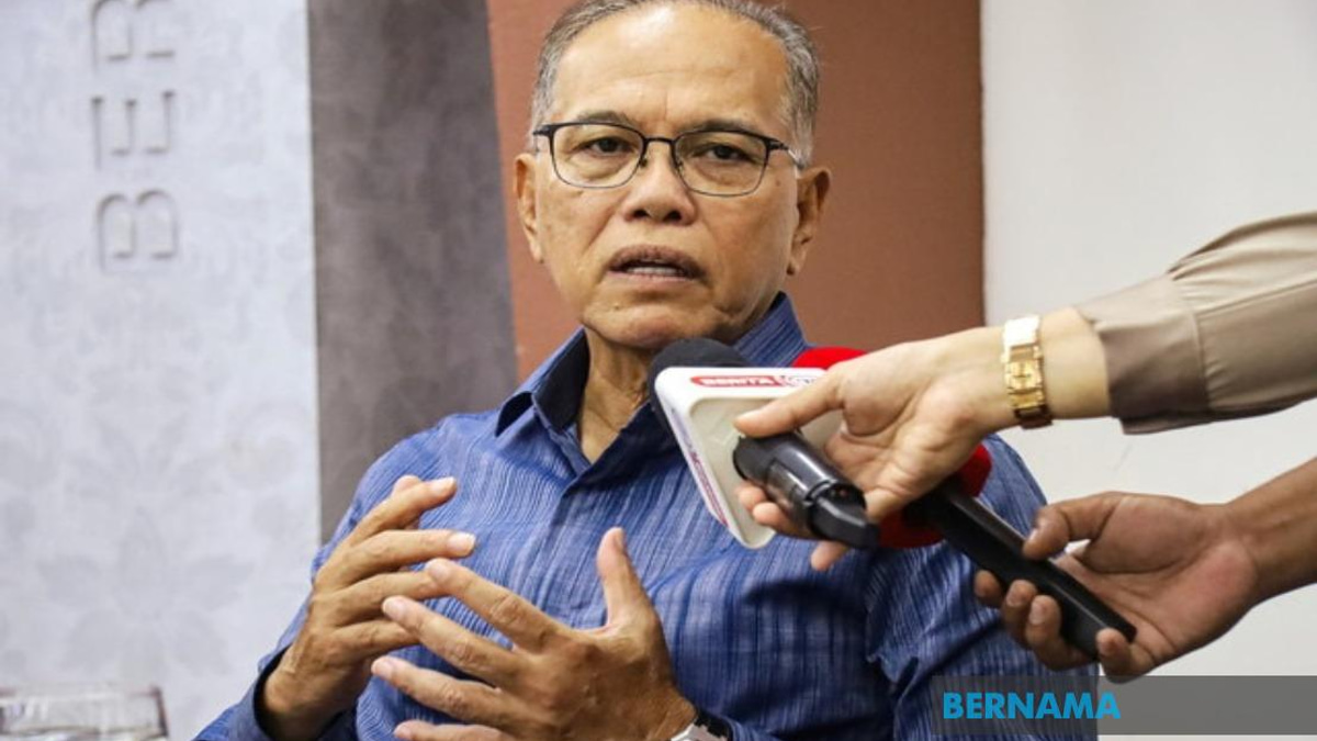 Pahang BN Committed to Unity Government With PH Until GE16, Says Wan Rosdy