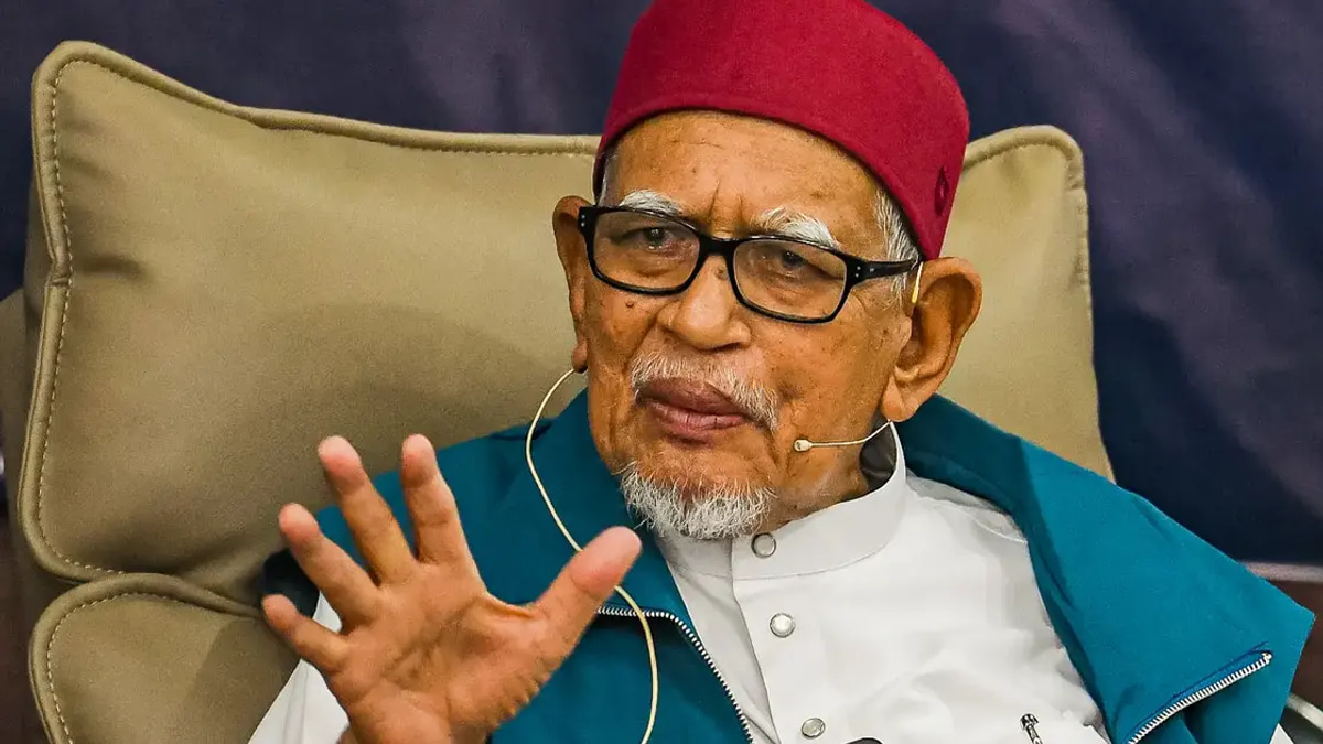 Hadi Explains PN's Strategy to Back Umno's Johor Leadership