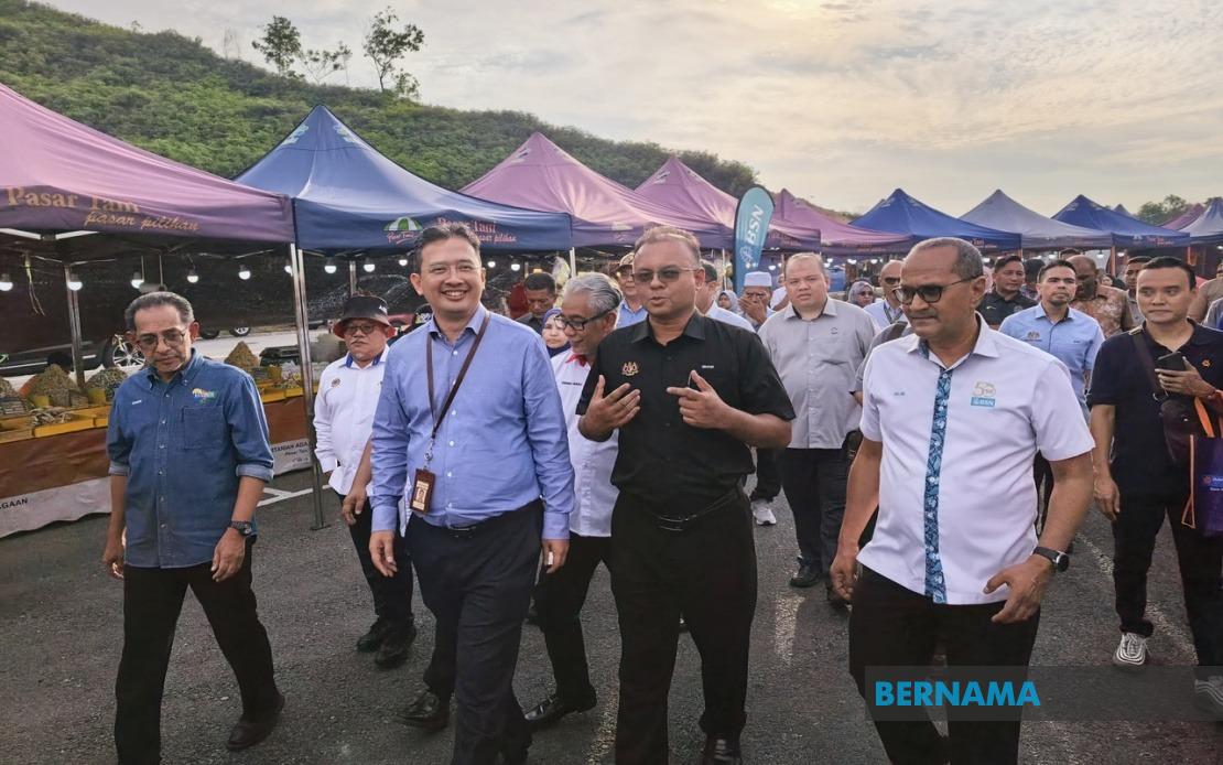 Government Ramps Up Drive to Boost RM5 Billion Micro-Financing Uptake Among Small Traders