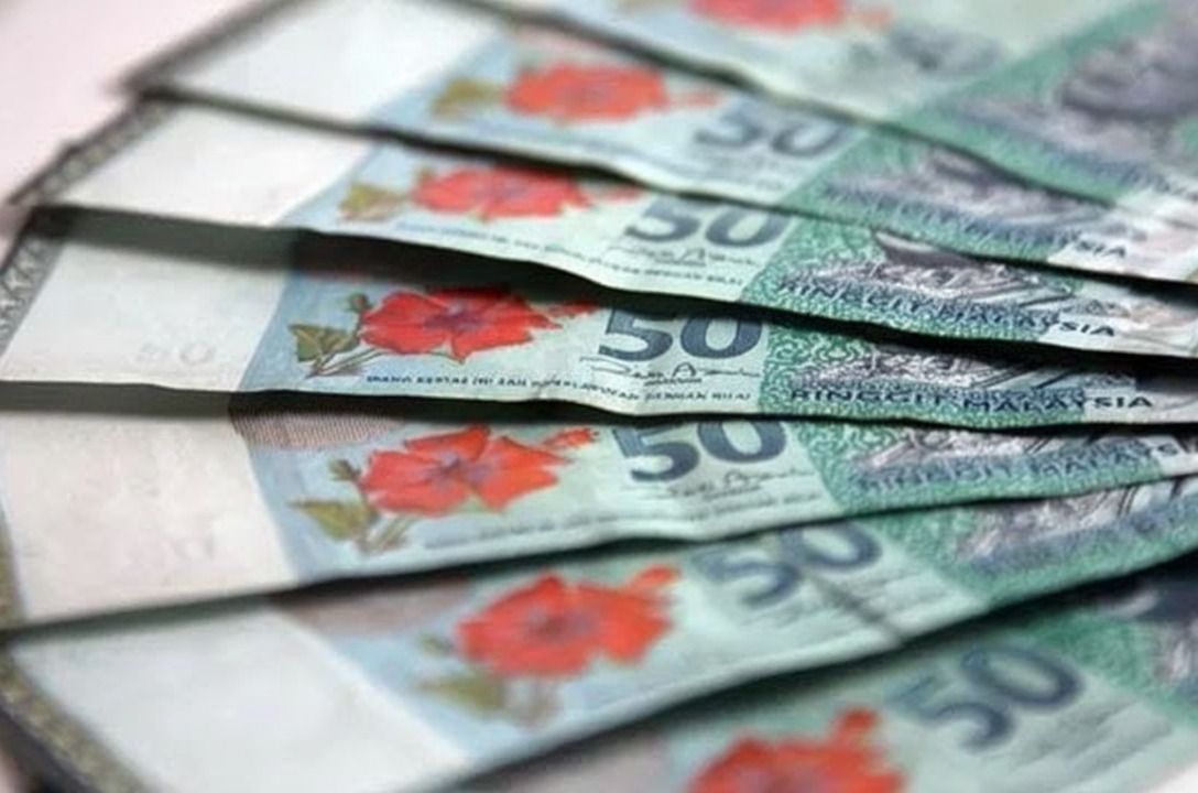 Ringgit poised for gains next week as Malaysia's robust GDP growth buoys sentiment