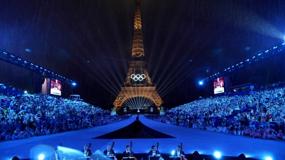 Paris's Iconic Landmarks Close Early as Europe Battles Extreme Heat