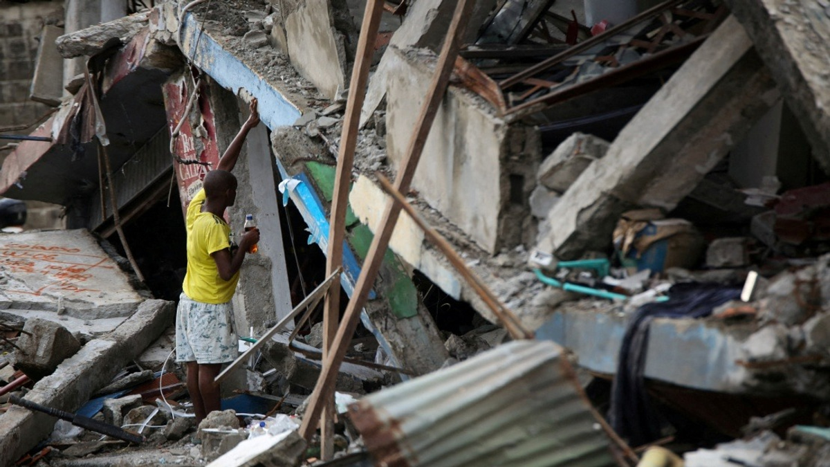 Colombia Battles Dual Catastrophe: Massive Wildfires Overwhelm Disaster Response After Deadly Earthquake