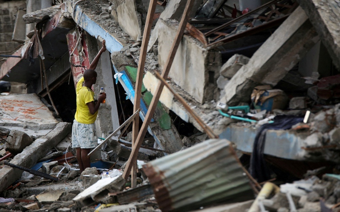 Colombia Battles Dual Catastrophe: Massive Wildfires Overwhelm Disaster Response After Deadly Earthquake