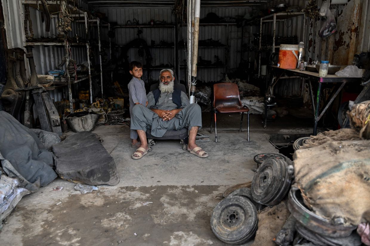 Afghanistan's car trade collapse deepens as regional conflicts choke supply routes