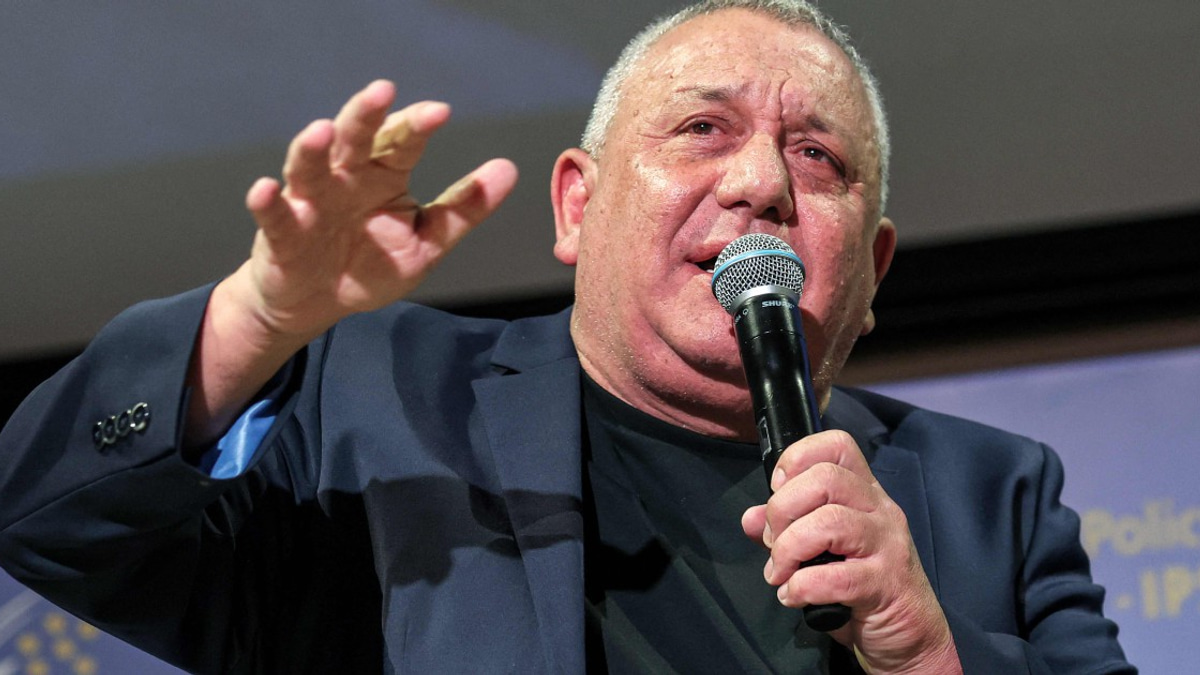 Former Israeli Army Chief Gadi Eisenkot Positioned as Netanyahu's Main Electoral Rival