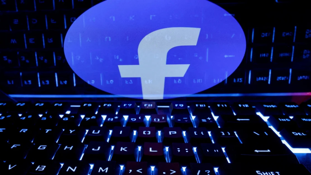 Thai Man Sentenced to 18 Months Prison for Facebook Monarchy Comment
