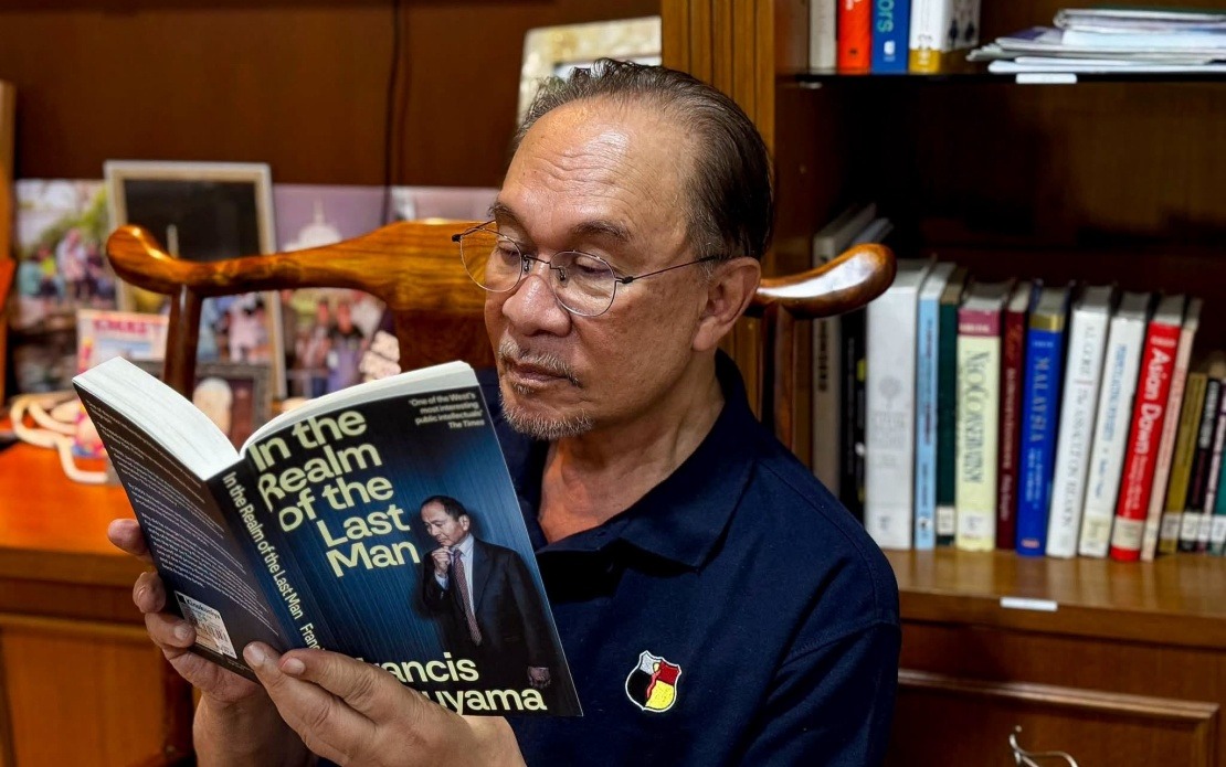 PM Anwar Ibrahim Discharged from Hospital After Hernia Surgery