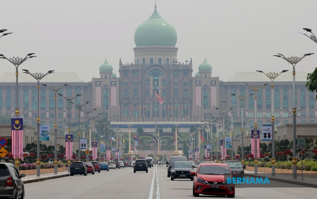 Haze Crisis Set for Spotlight at Anwar-Brunei Sultan Talks