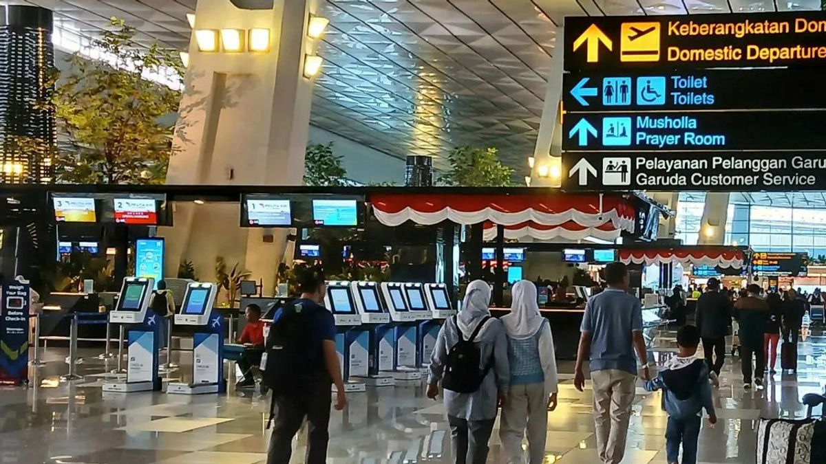 Malaysian pilot arrested in Indonesia for smuggling 70,000 ecstasy pills
