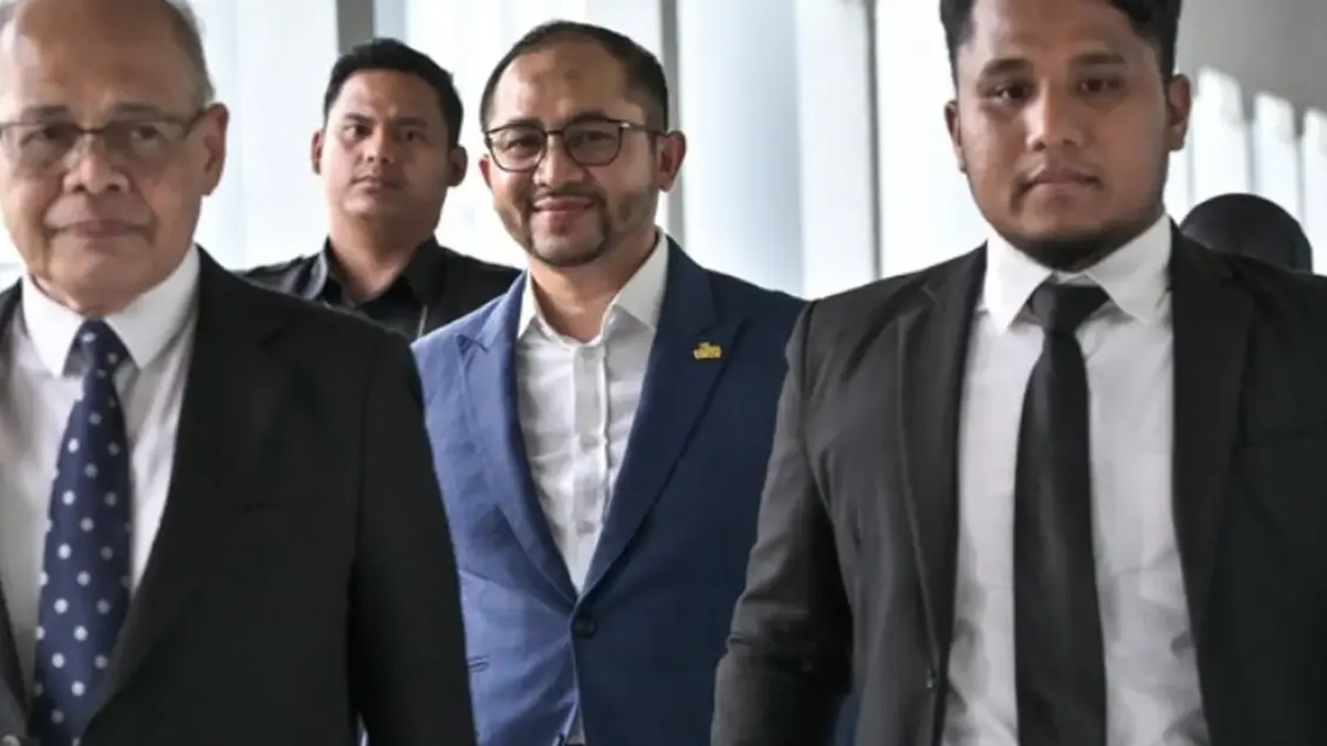 Ex-aide of Hamzah demanded share of RM19mil consultancy fee, court hears