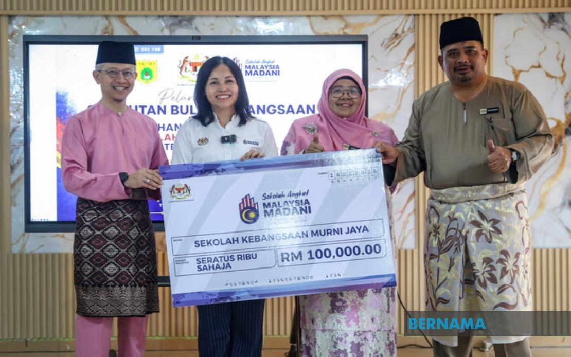 SK Murni Jaya Gets RM100,000 Boost Under Communications Ministry's MADANI Adoption Scheme