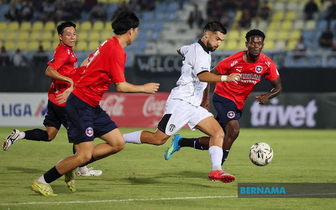 Terengganu and Selangor Launch Super League Season with Commanding Victories