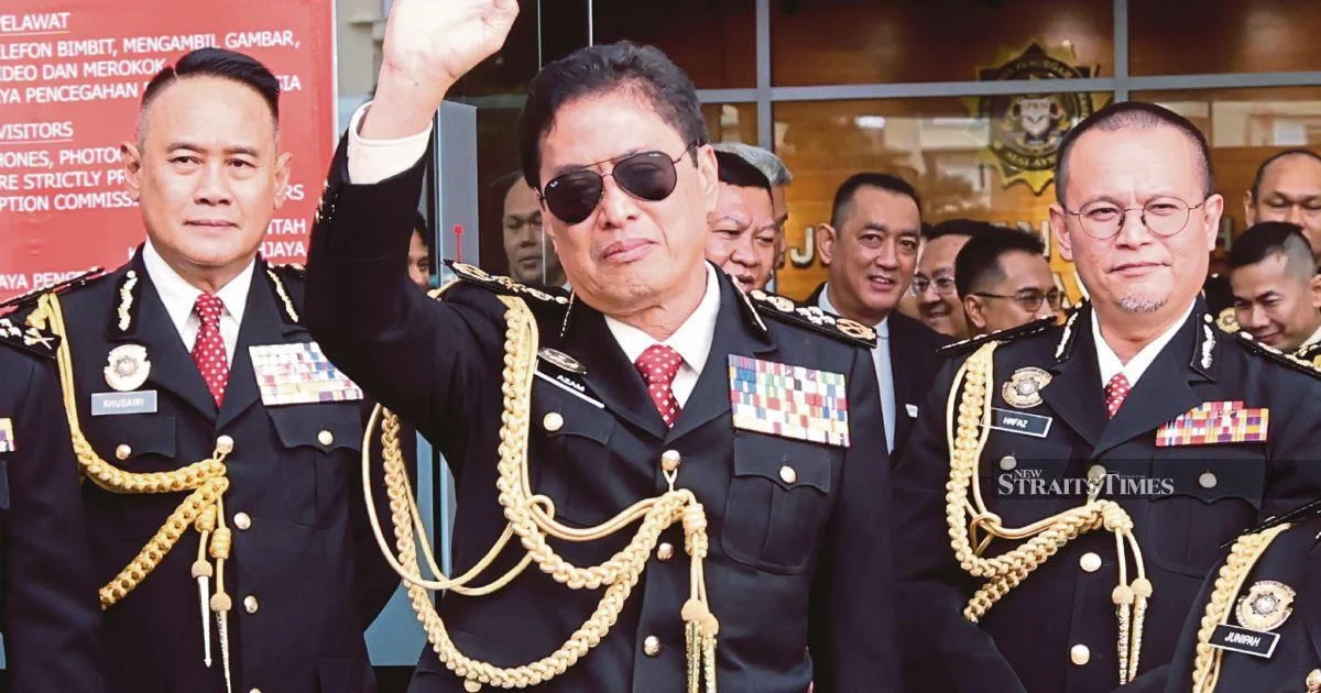 51 NGOs Call for Royal Inquiry Into MACC 'Corporate Mafia' Allegations Involving Former Chief Azam Baki