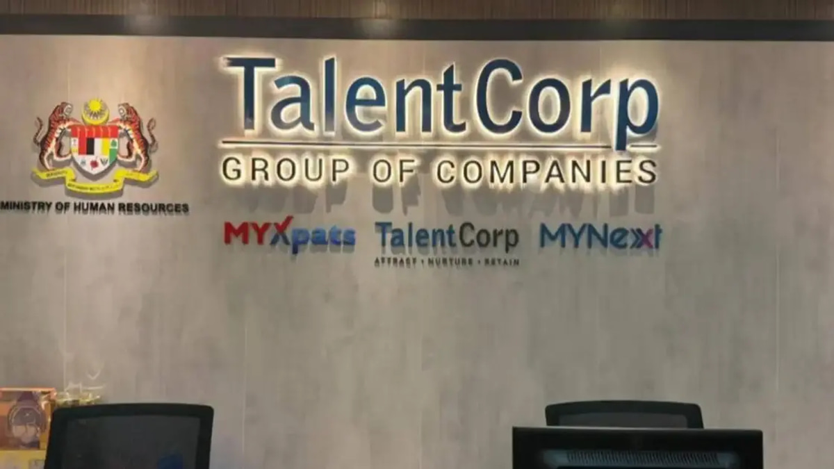 Anwar Ibrahim Orders Overhaul of TalentCorp's Recruitment Pathways for Medical Professionals