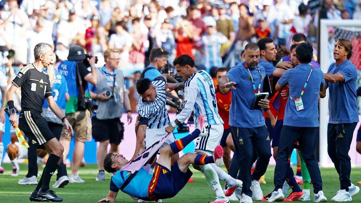 FIFA Opens Disciplinary Inquiry Into Argentina's World Cup Final Conduct