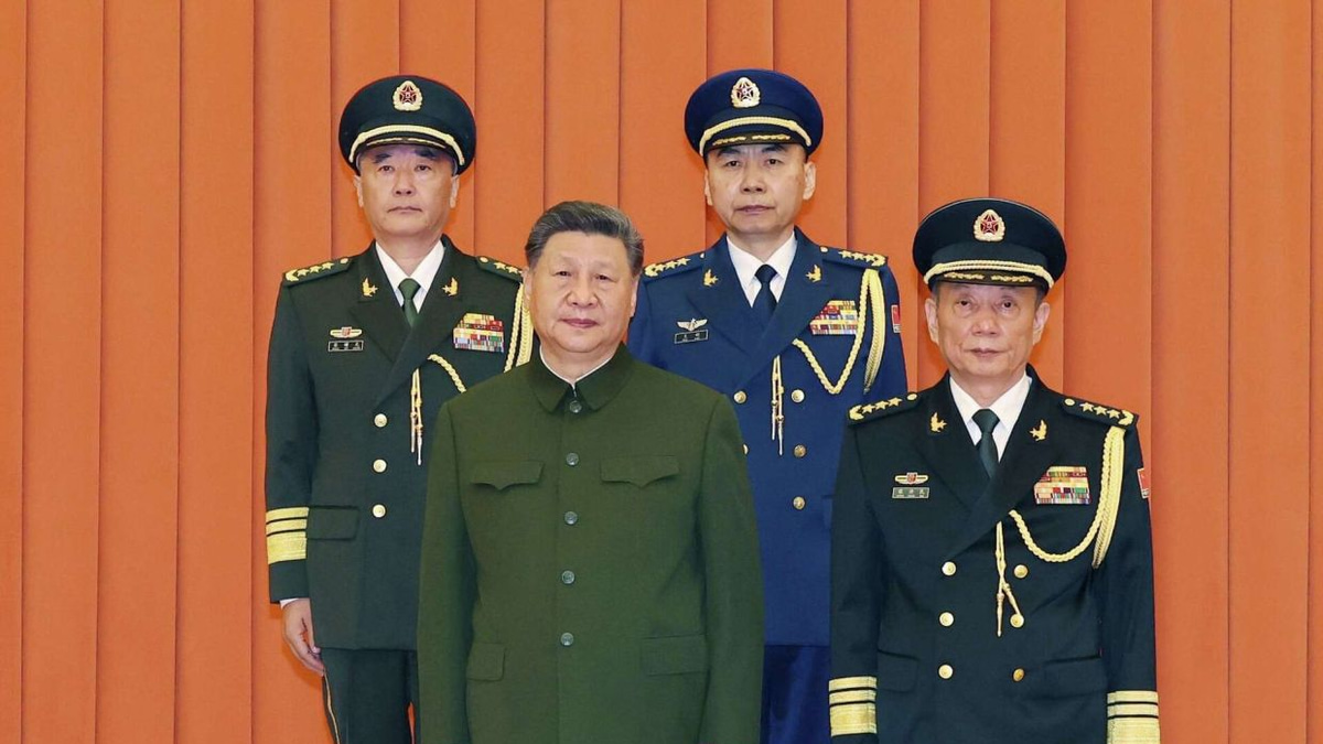 China Elevates Two Military Officers to General Rank Amid Sweeping Anti-Corruption Campaign