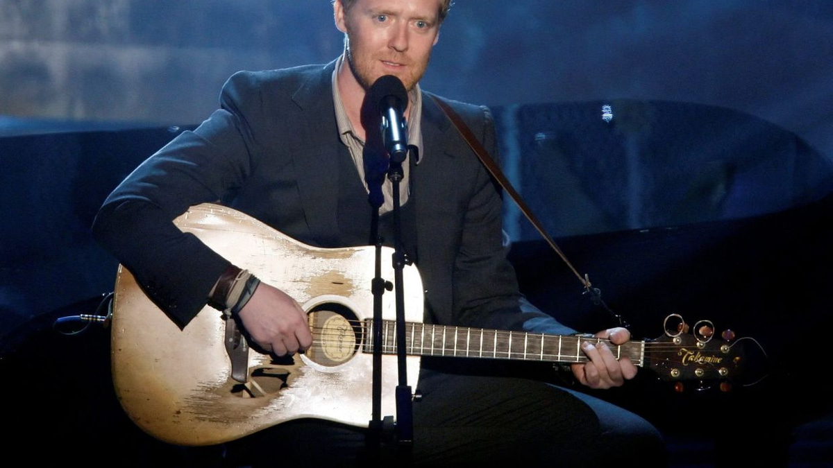 Oscar-winning Irish musician Glen Hansard killed in motorcycle crash