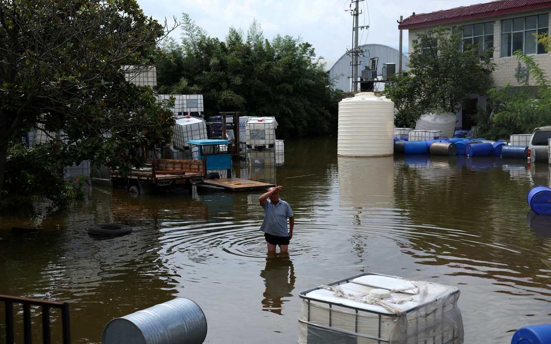 China Mobilises Major Rescue Operation After Typhoon Dolphin Breaches Levee in Henan