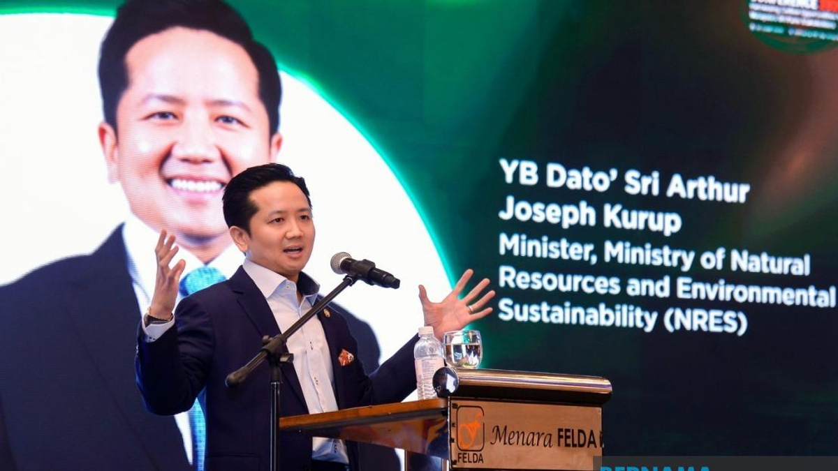 Malaysia's Carbon Tax Plan Still Under Development, Says Environment Minister