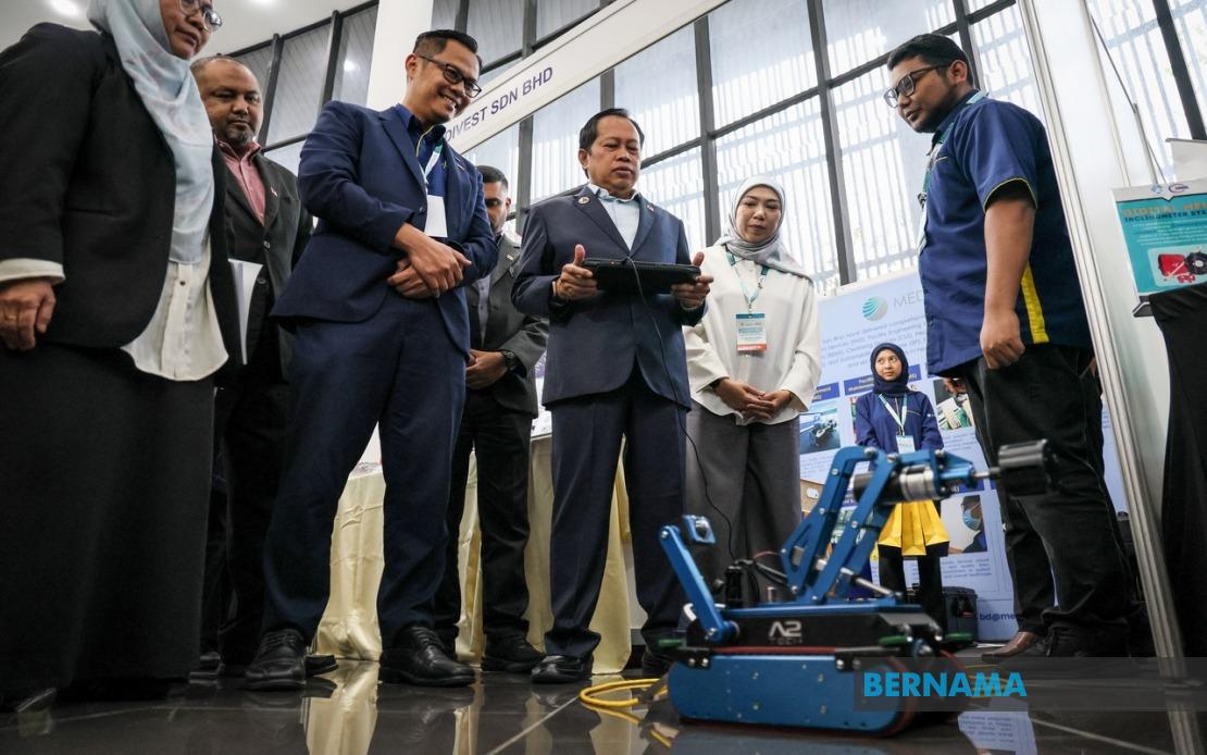 Malaysia's Works Ministry Pushes Contractors Into RM39.59 Billion Facility Management Sector