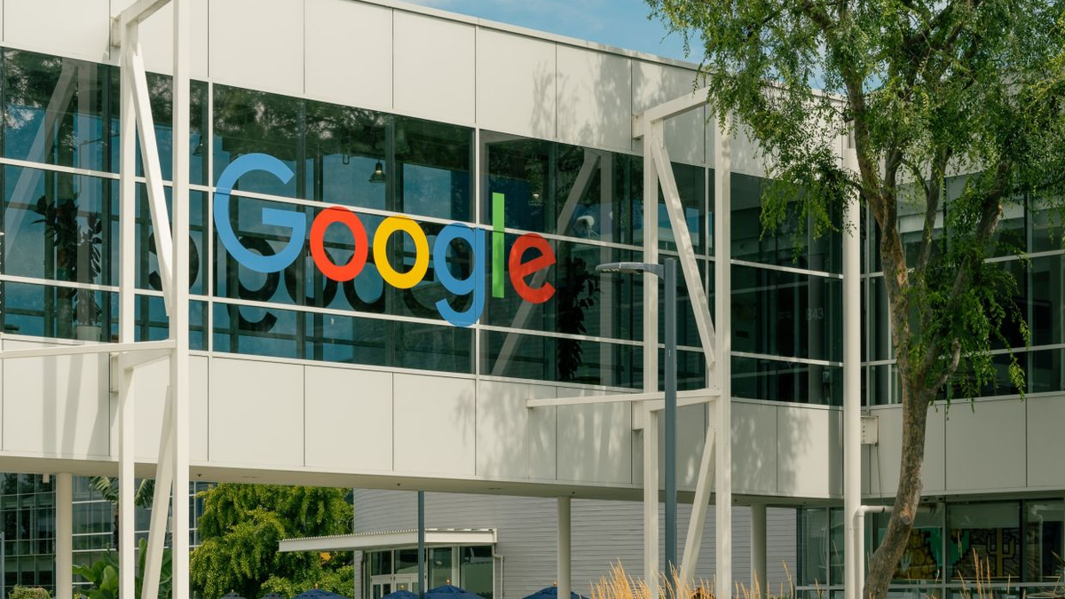 EU Fines Google US$1 Billion for Abusing Search Engine Dominance