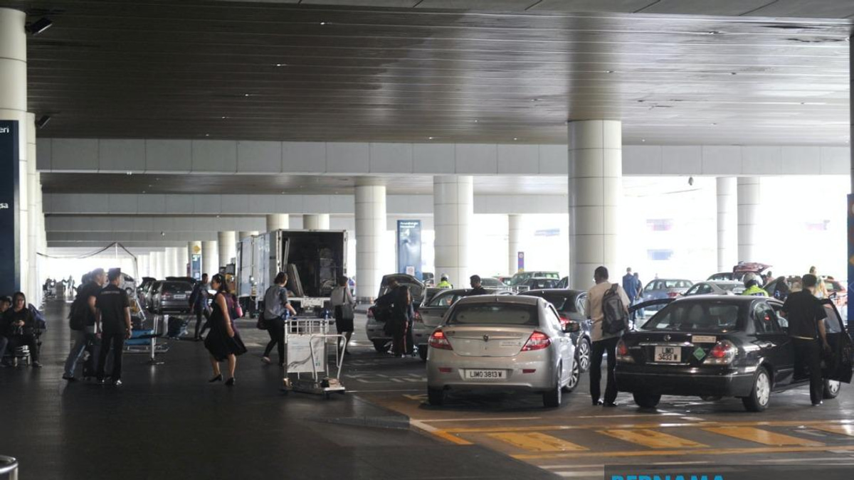 JPJ Ramps Up KLIA Enforcement To Combat Illegal Taxi Touts