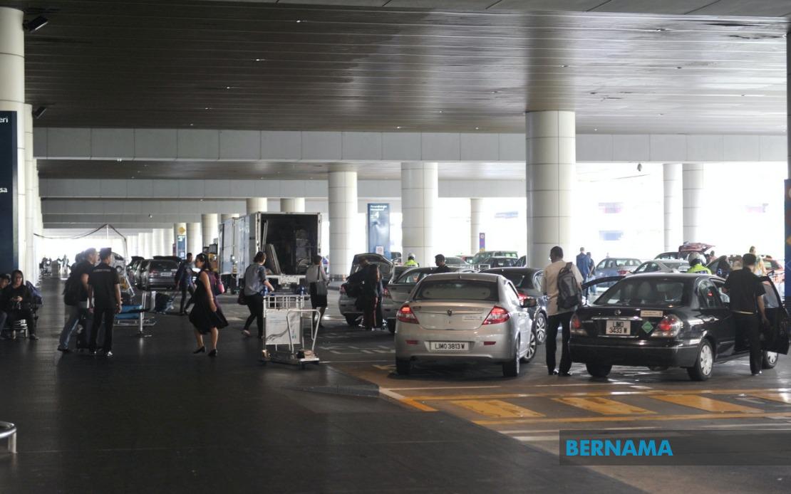 JPJ Ramps Up KLIA Enforcement To Combat Illegal Taxi Touts