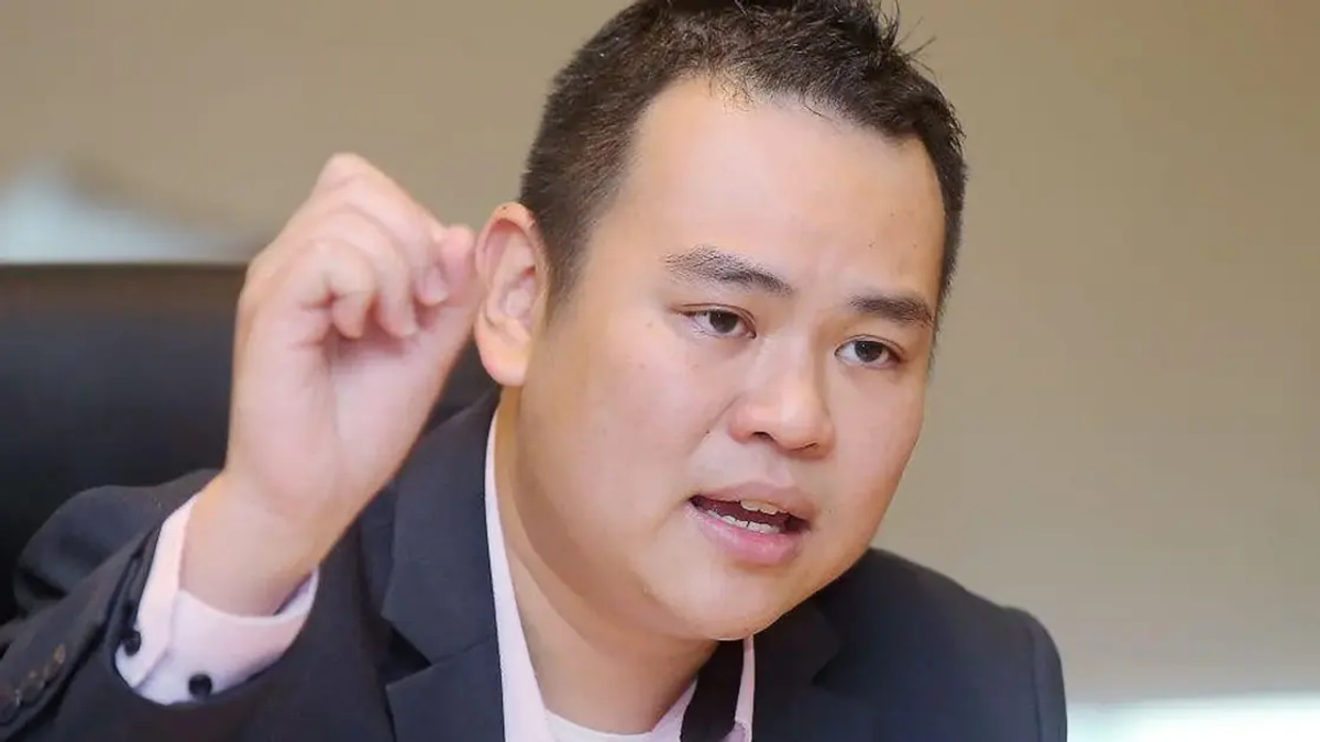 DAP's Chong Zhemin Dismisses PAS Youth Push for Anwar to Step Down Over KWAP Investment Losses