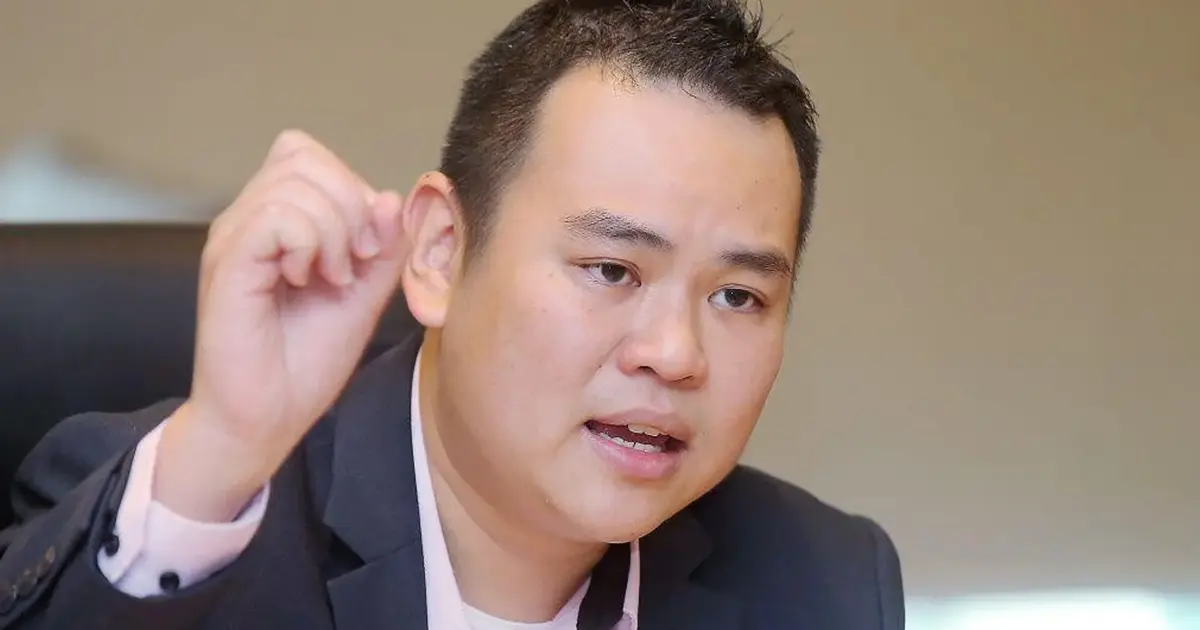 DAP's Chong Zhemin Dismisses PAS Youth Push for Anwar to Step Down Over KWAP Investment Losses