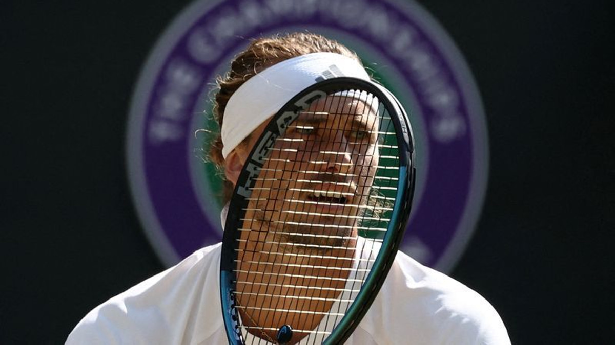 Zverev breaks two-year duck against Fritz to storm into Wimbledon semi-finals
