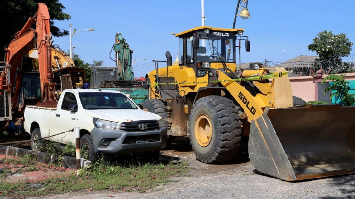 Kelantan Investigates Major Illegal Gold Mining Racket as RM4.2 Million in Equipment Seized