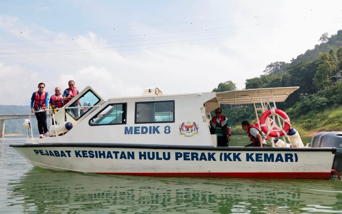 Ministry of Health Deploys New Boat Service to Reach Remote Orang Asli Communities in Hulu Perak