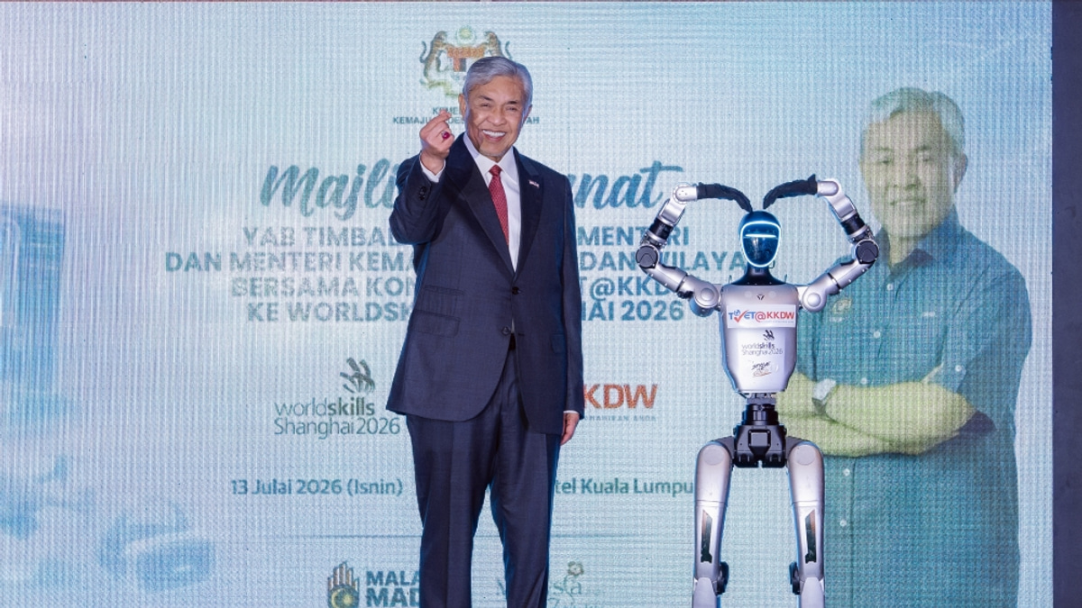Zahid brushes aside Nga's exit threat, insists Unity Government remains intact